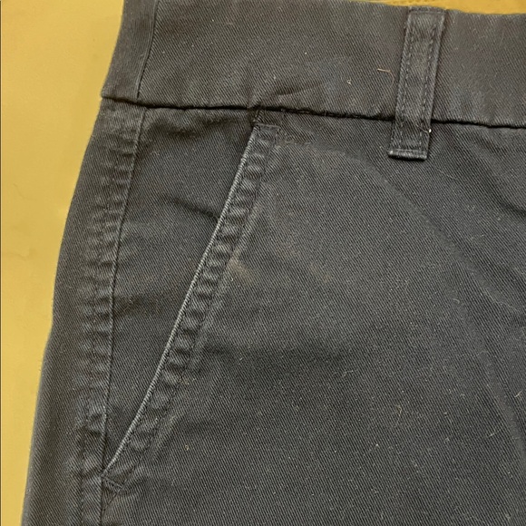 J. Crew Dark Blue Chino Women's 4.5” inseam shorts with side pockets - Picture 4 of 8